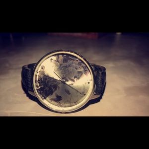 BKE floral design watch